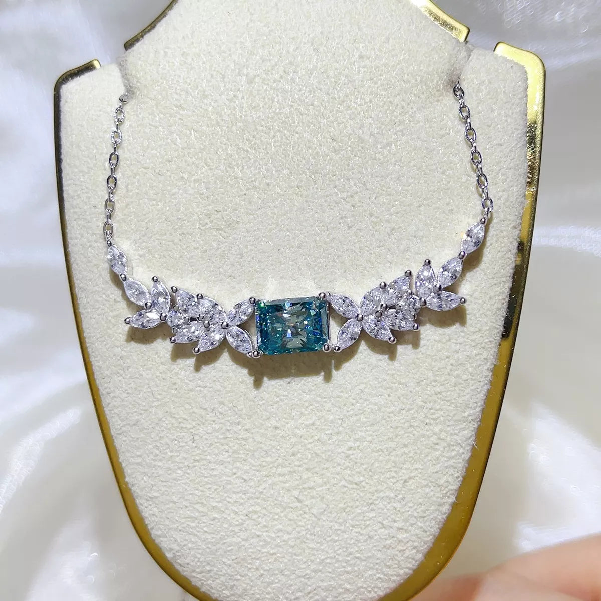 Collier Moissanite 2 Carats Argent Sterling 925 – Rivière Feuillage Bleue