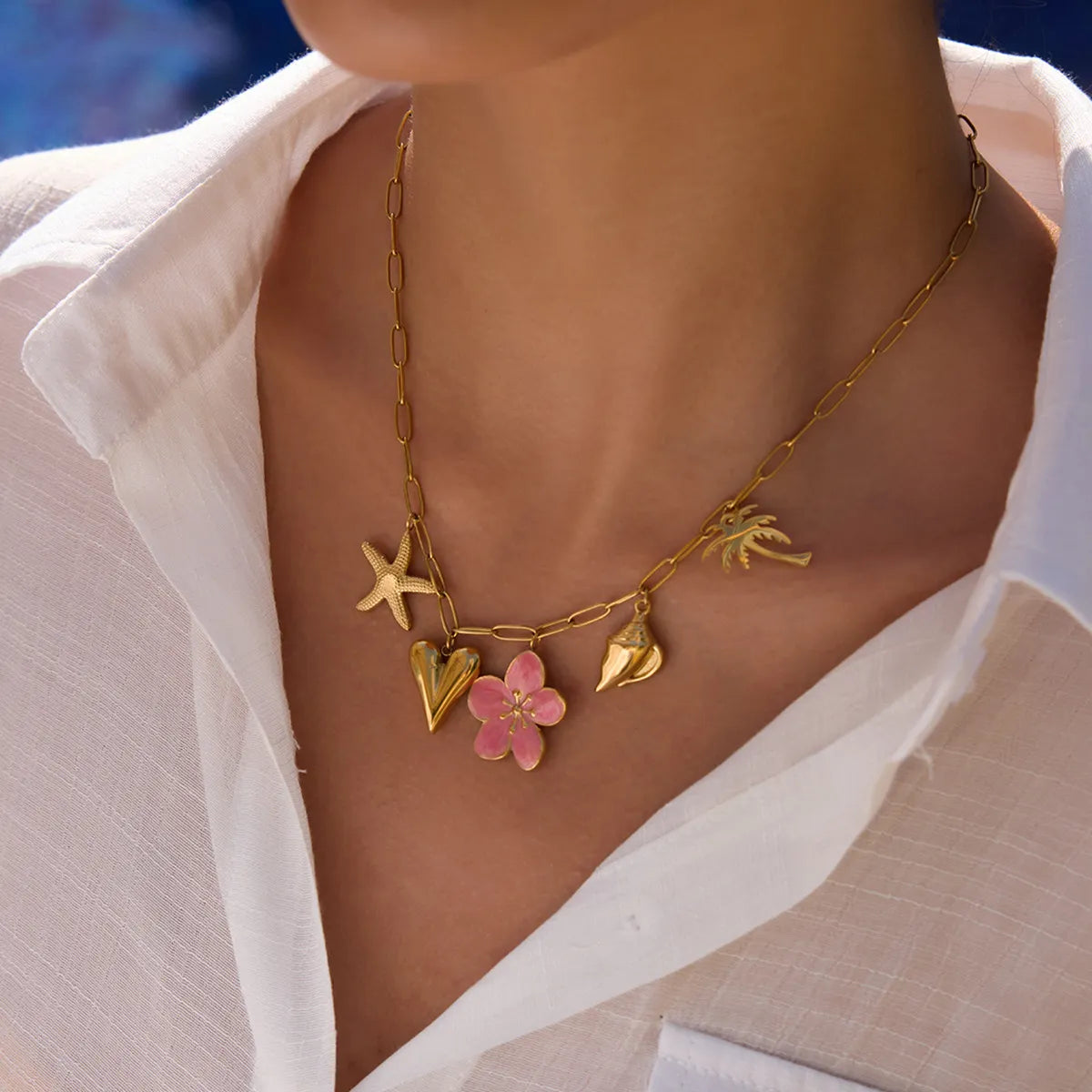 Resin Flower Beach Theme Pendant Necklace