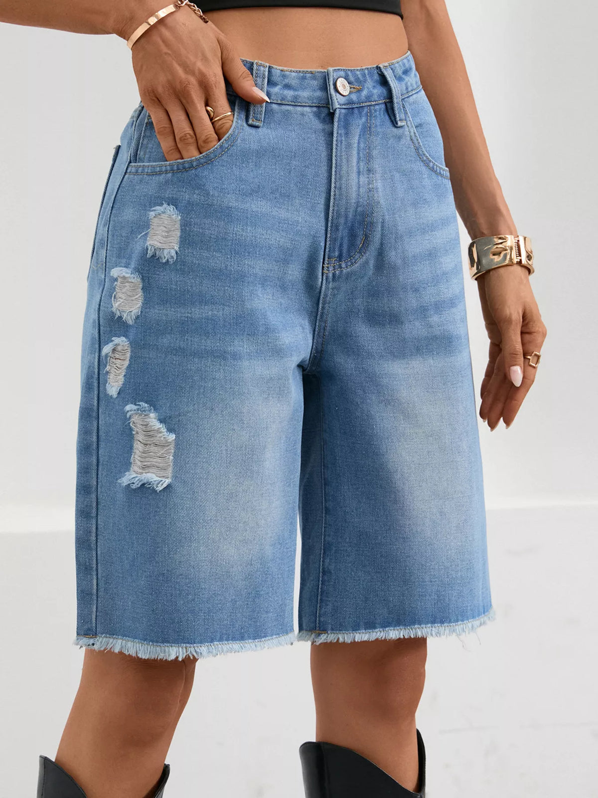 Short en Jean Déchiré Bord Effiloché