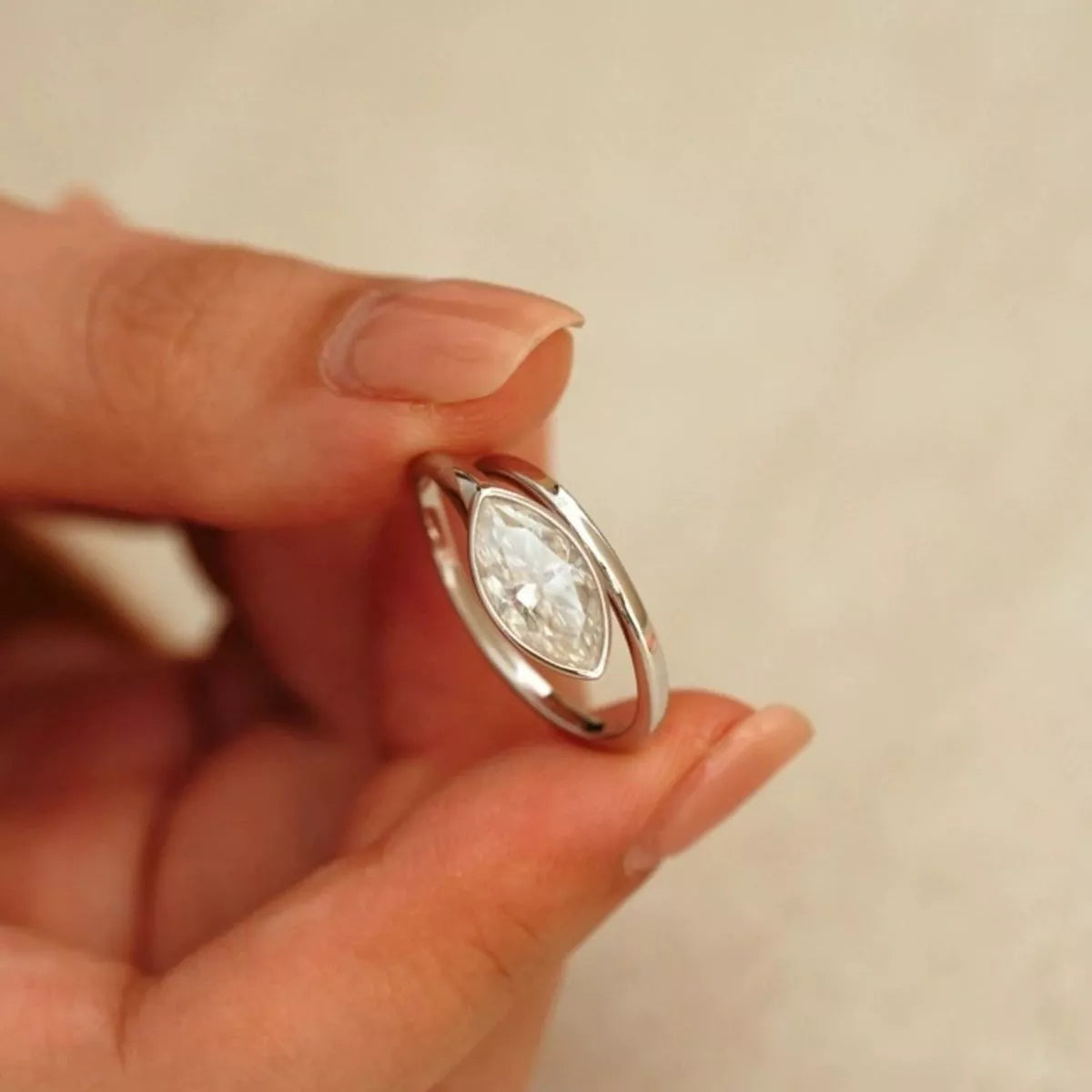 Bague Moissanite 2 Carats Taille Marquise Argent Sterling 925