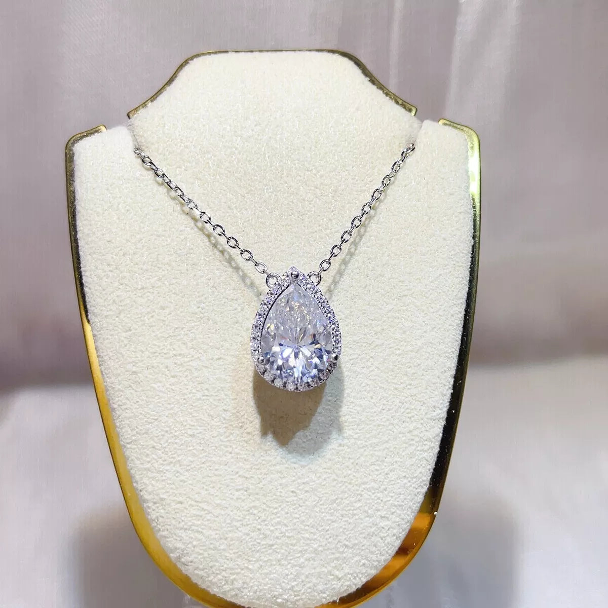 Collier Pendentif Moissanite 5 Carats Argent Sterling 925 – Poire Halo