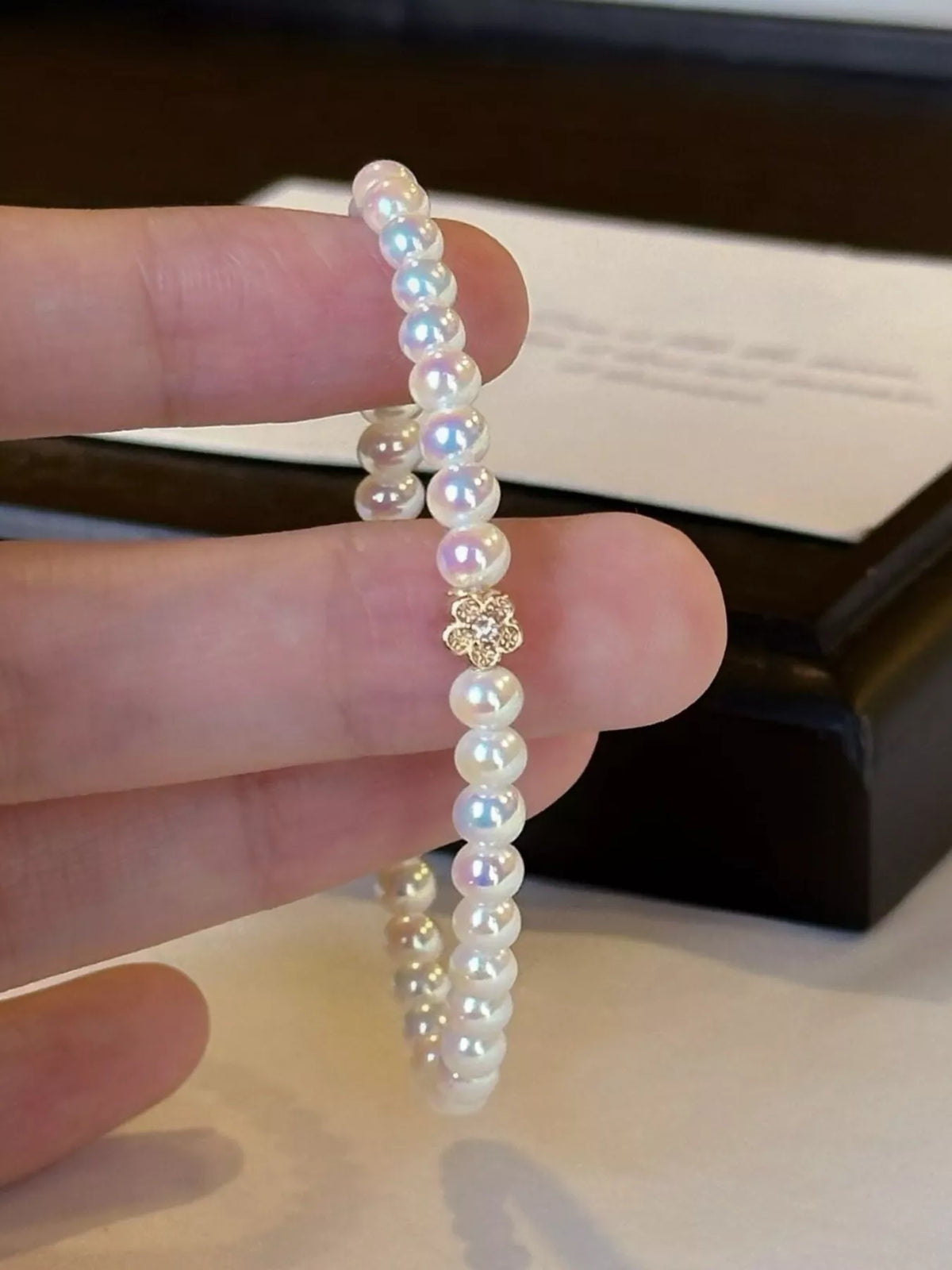 Bracelet Perlé Accent Floral