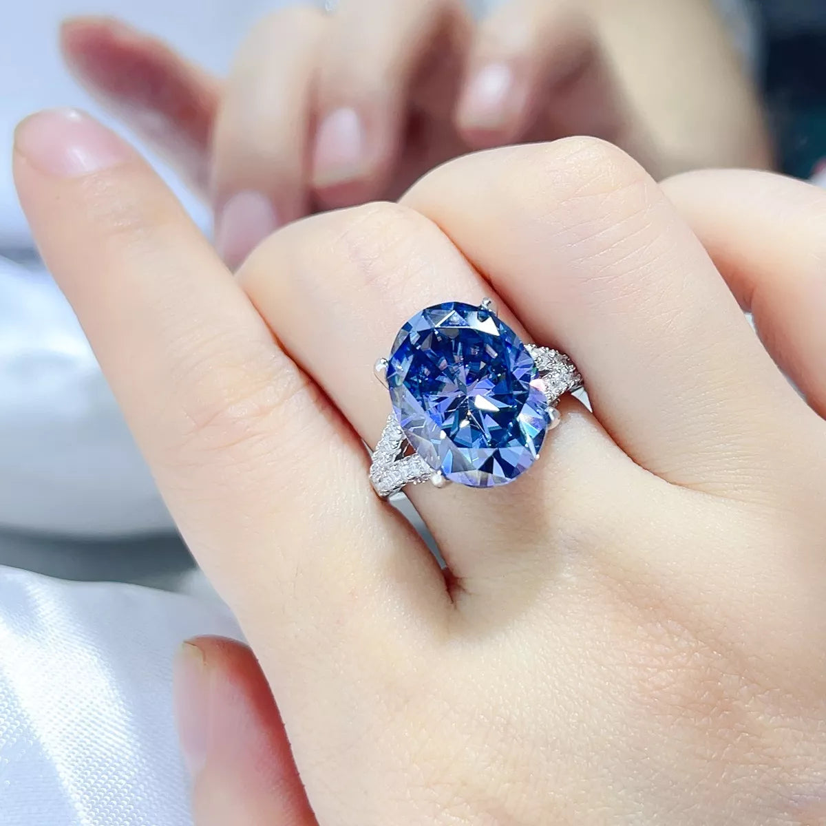 Bague Moissanite 10 Carats Argent Sterling 925 – Ovale Bleu