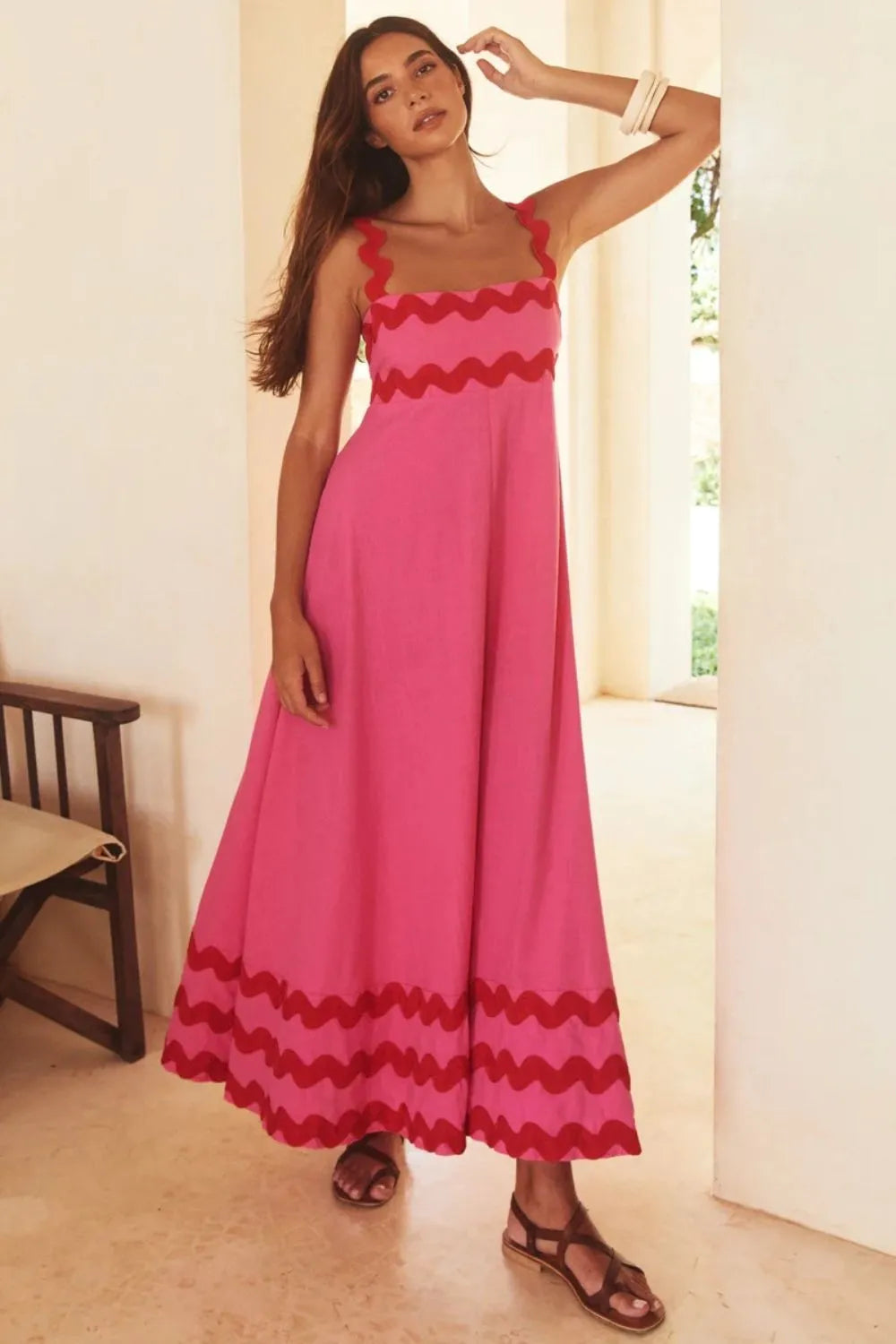 Robe Col Carré Bretelles Larges Bordure Contrastante – Rose et Rouge