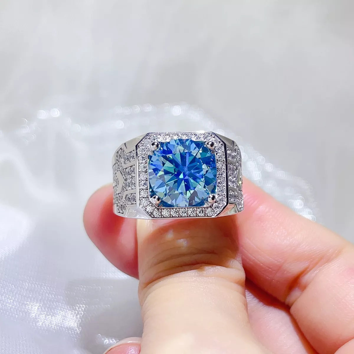 Bague Moissanite 5 Carats Argent Sterling 925 – Chevalière Bleu Pastel