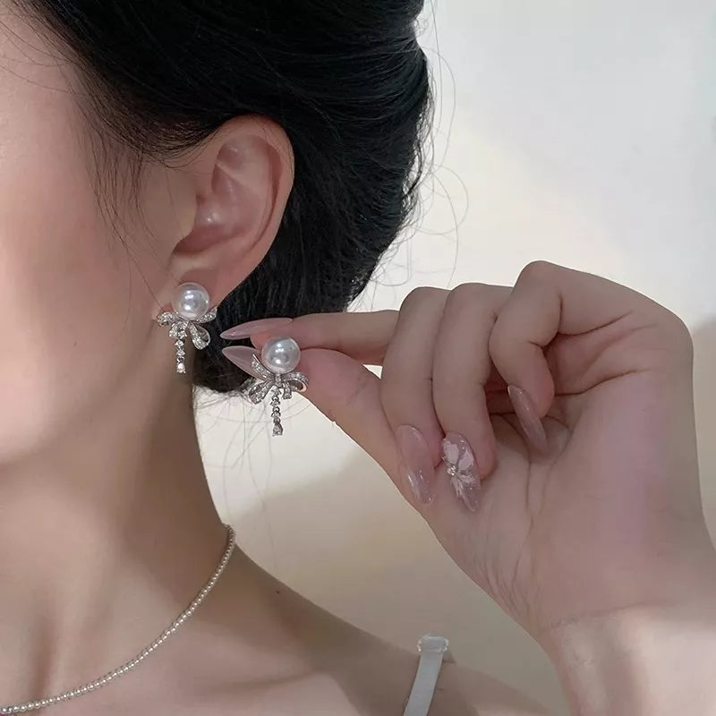Boucles d'Oreilles Pendantes Perle et Nœud