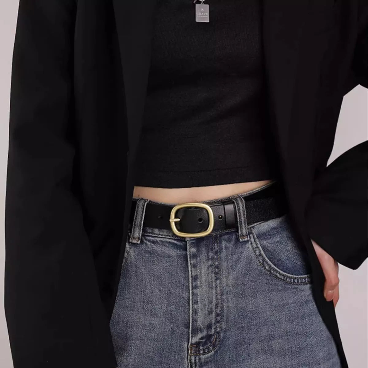 Ceinture en Cuir de Vachette à Boucle Dorée