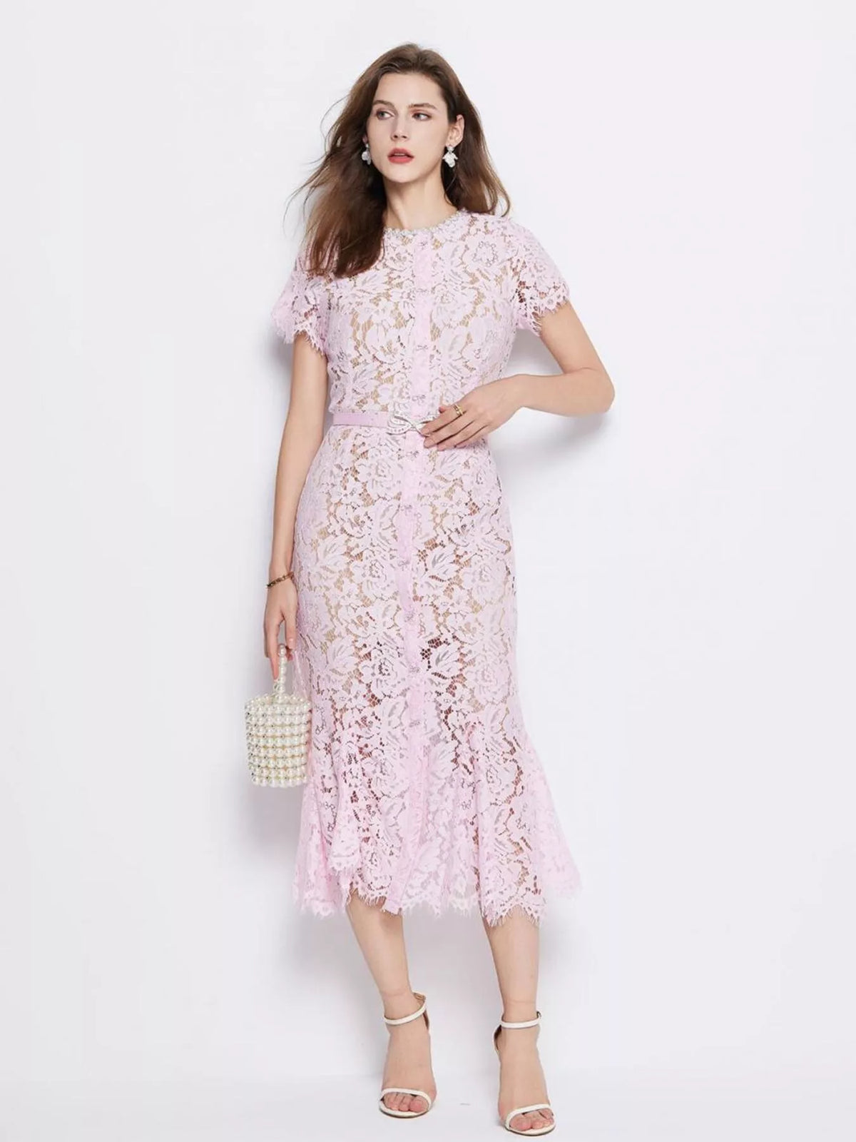 Robe Sirène en Dentelle Manches Courtes