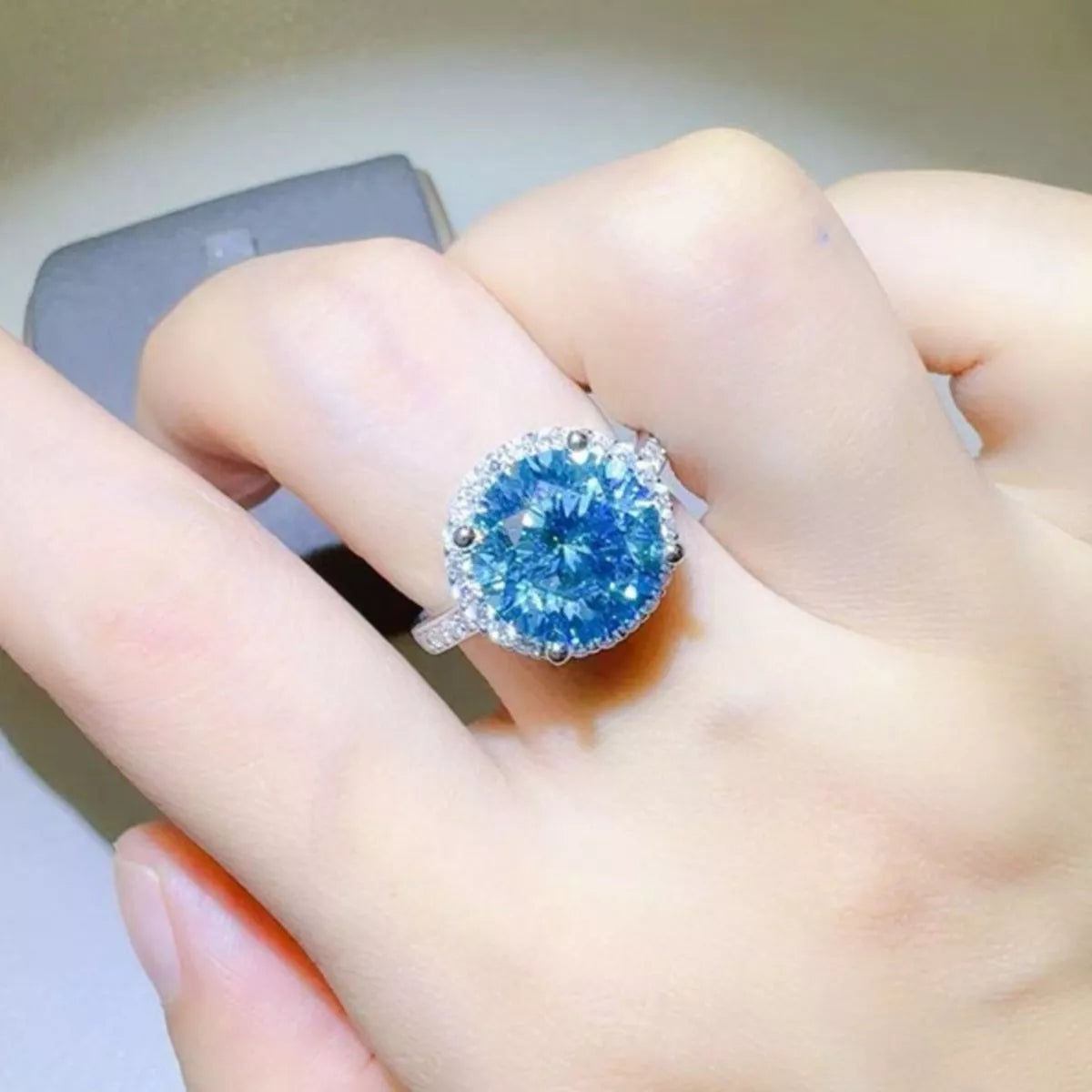 Bague Moissanite 1 Carat Argent Sterling 925 Ajustable – Halo Bleu Ciel