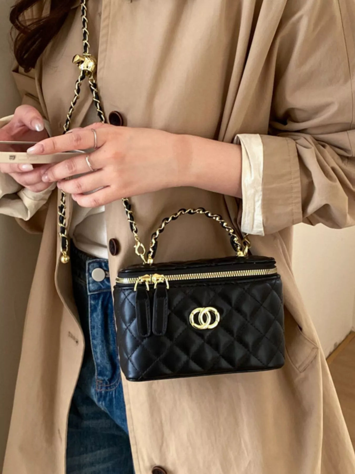 Sac Bandoulière en Cuir Matelassé – Forme Vanity