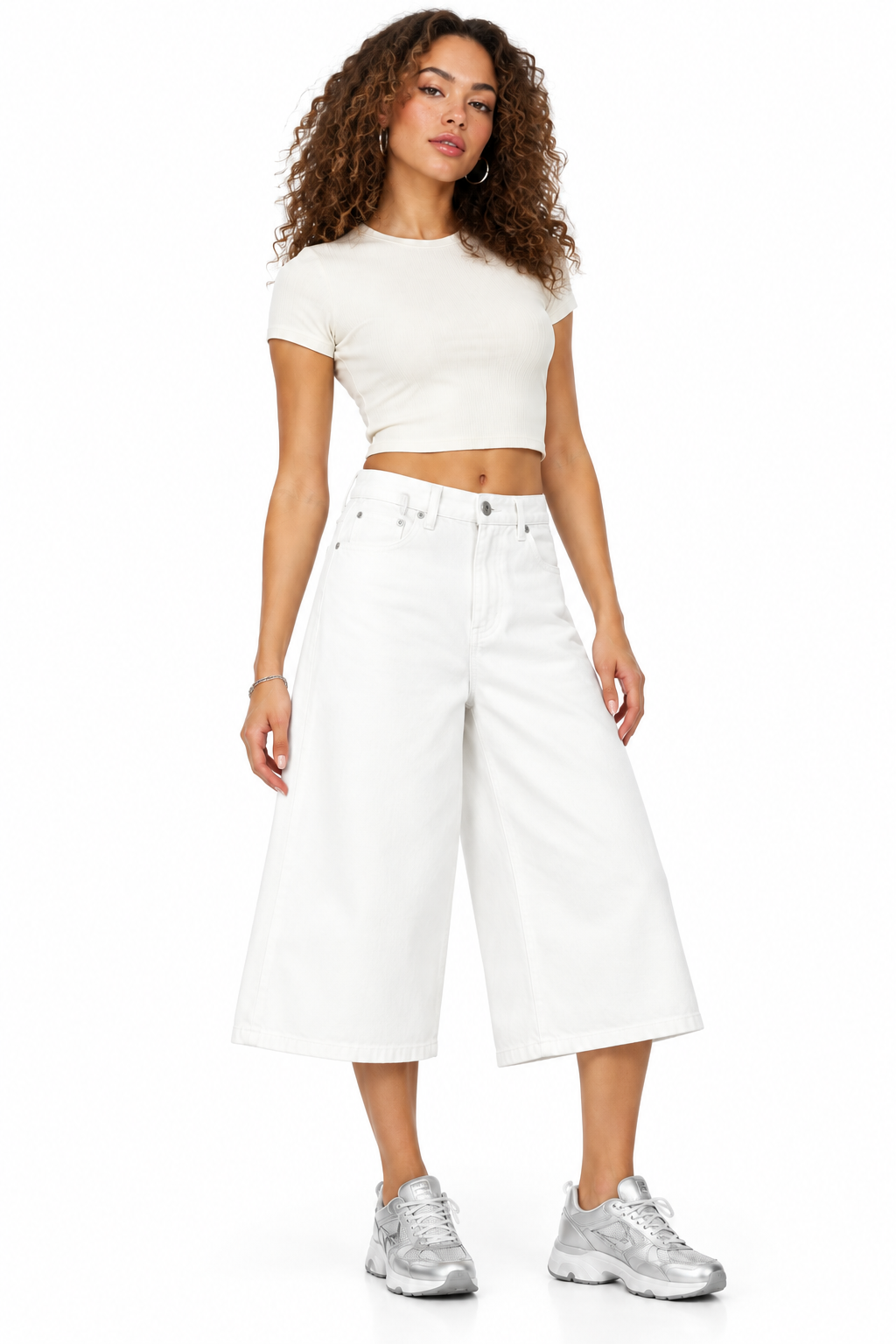 Blanc, trois-quarts