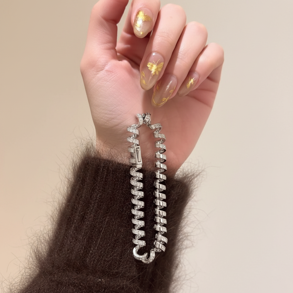 Bracelet Spirale Zircon - Poignet