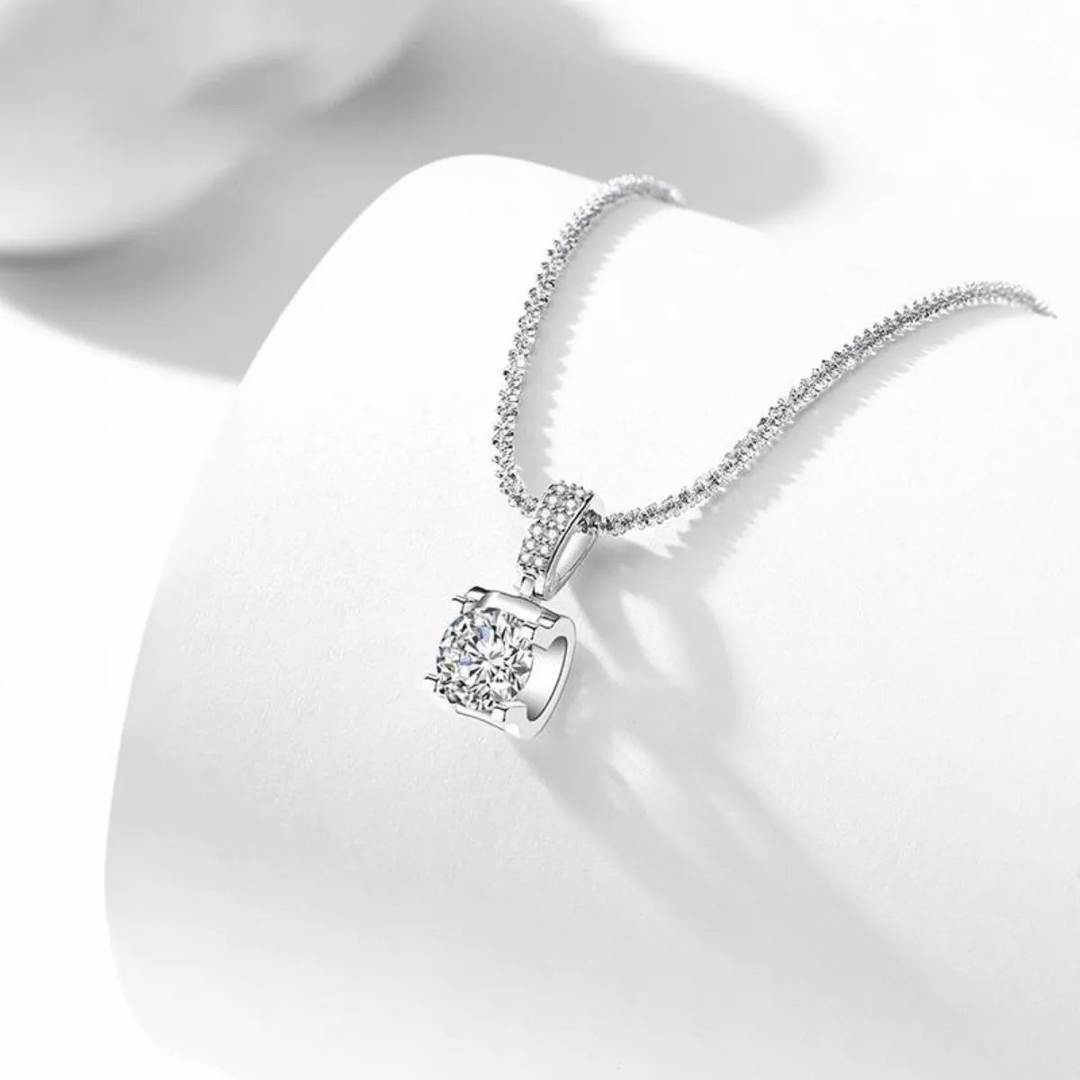 Collier Moissanite 1 Carat Argent Sterling 925 – Coussin Pavé