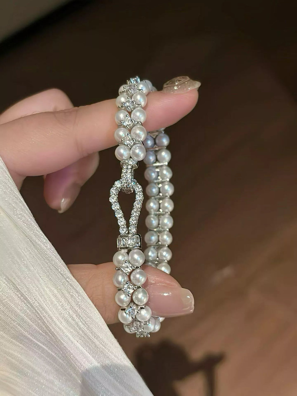 Bracelet Orné Perle et Zircon
