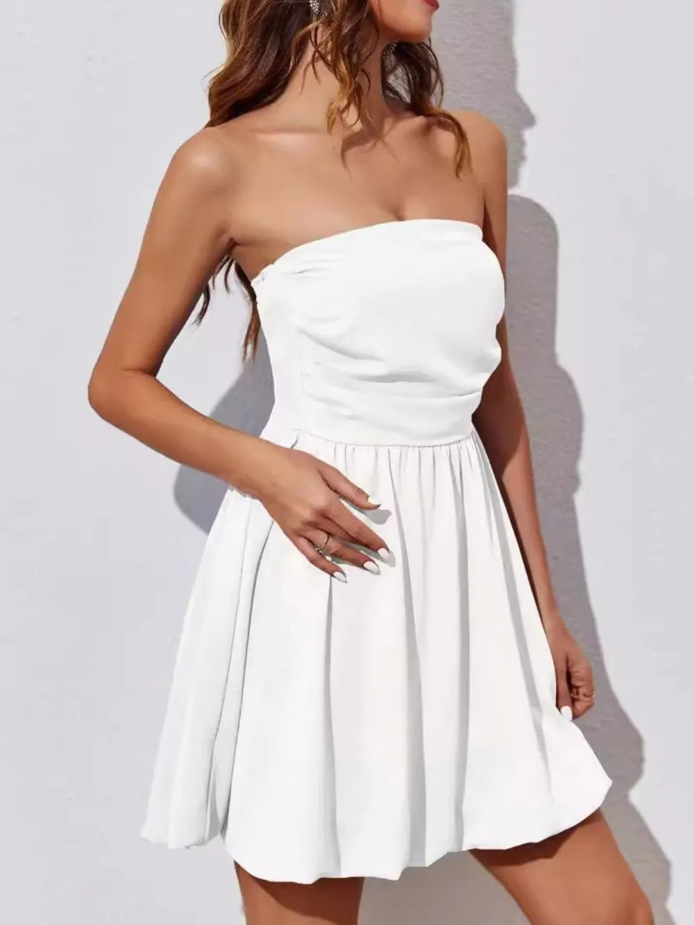 Robe Mini Tube Froncée – Blanche