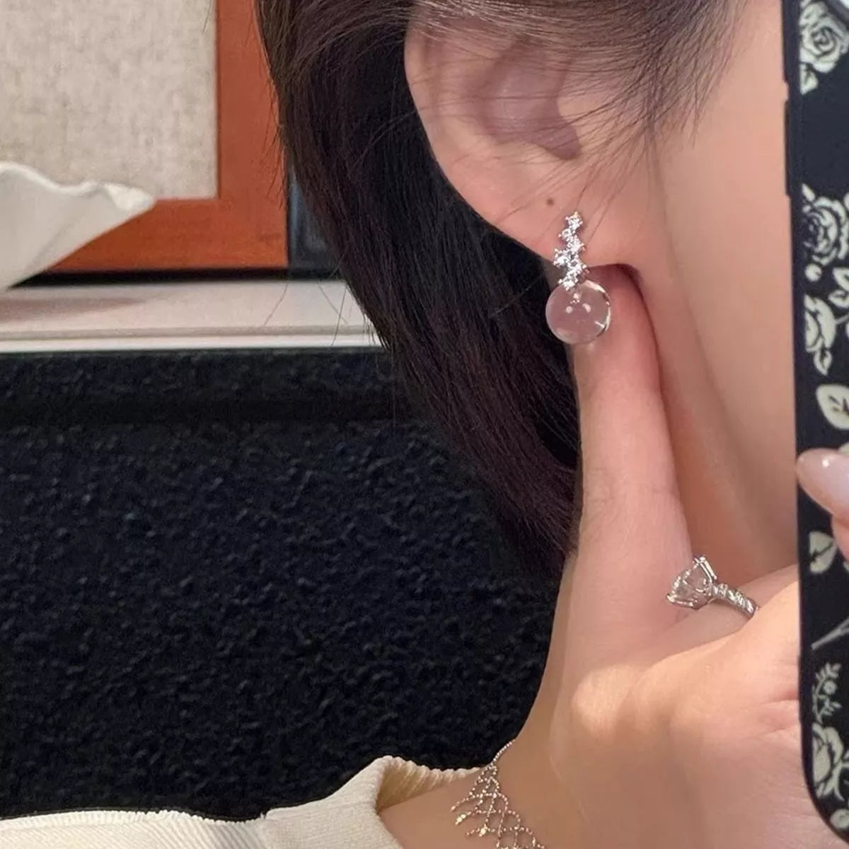 Boucles d'Oreilles Pendantes Boule de Cristal