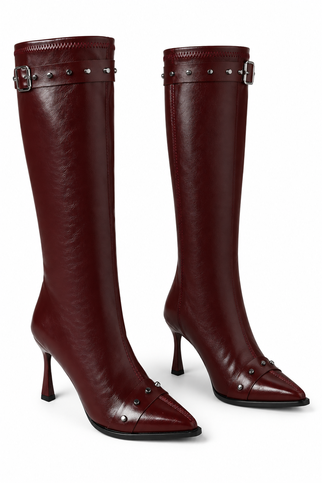 Bottes rouge bordeaux seules, vue trois quarts