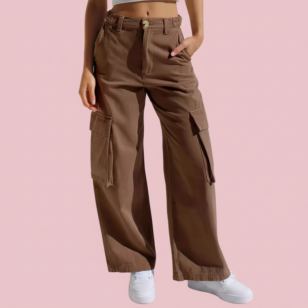 Jean cargo jambe large marron fond rose