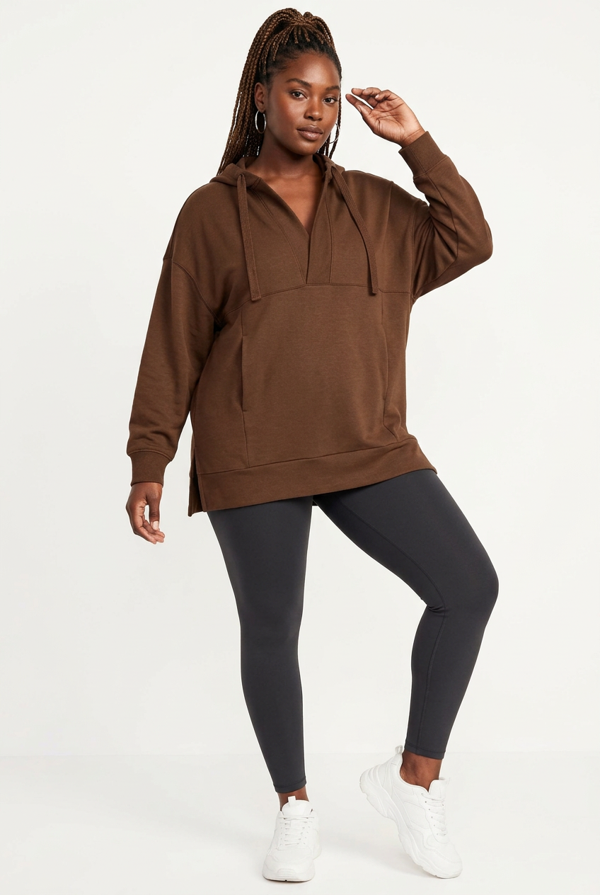 Sweat marron de trois-quarts corps entier